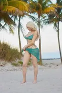 Reviews about escort with phone number 5613218924