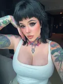 Reviews about escort with phone number 2135753687