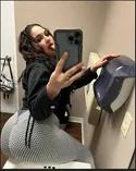 Reviews about escort with phone number 9452208599
