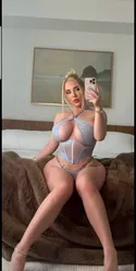 Reviews about escort with phone number 3322345482