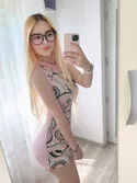 Reviews about escort with phone number 4073085526