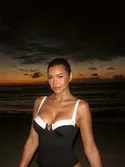 Reviews about escort with phone number 2132348491