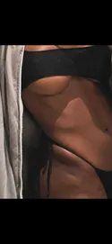 Reviews about escort with phone number 9377933497