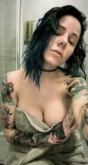Reviews about escort with phone number 9832088682