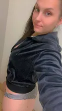 Reviews about escort with phone number 8475107063