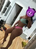 Reviews about escort with phone number 9097490373