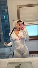 Reviews about escort with phone number 5642203261