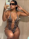 Reviews about escort with phone number 2136596176