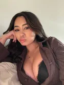 Reviews about escort with phone number 2135699355
