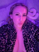Reviews about escort with phone number 9018785952