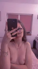 Reviews about escort with phone number 8122675472