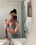 Reviews about escort with phone number 3522403824