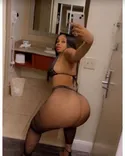 Reviews about escort with phone number 2527414376