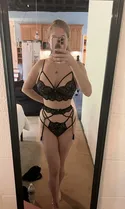 Reviews about escort with phone number 3162566791
