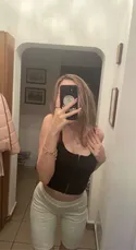 Reviews about escort with phone number 3212400770