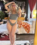 Reviews about escort with phone number 8142235843