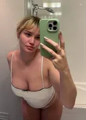 Reviews about escort with phone number 4147027939