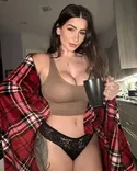 Reviews about escort with phone number 9143186793