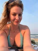 Reviews about escort with phone number 8069397707