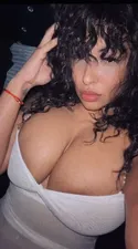 Reviews about escort with phone number 8133849619