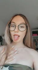 Reviews about escort with phone number 5402564532