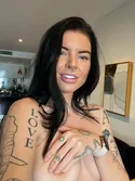 Reviews about escort with phone number 2135728592
