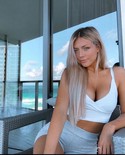 Reviews about escort with phone number 2138739141