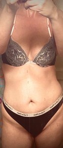 Reviews about escort with phone number 9107818626