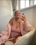 Reviews about escort with phone number 7042689852