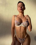Reviews about escort with phone number 5712077961