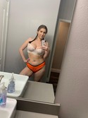 Reviews about escort with phone number 4422984588