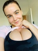 Reviews about escort with phone number 3163489617