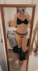 Reviews about escort with phone number 5154487824