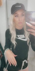 Reviews about escort with phone number 8136861822