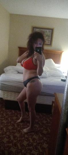 Reviews about escort with phone number 3135980412