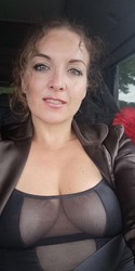 Reviews about escort with phone number 7075057499