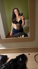 Reviews about escort with phone number 2104696012