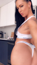 Reviews about escort with phone number 3232852219