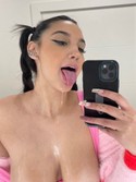 Reviews about escort with phone number 3239405052