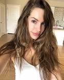 Reviews about escort with phone number 8572800553