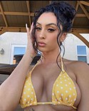 Reviews about escort with phone number 3239852528
