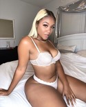Reviews about escort with phone number 8433713323