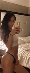 Reviews about escort with phone number 8587519141